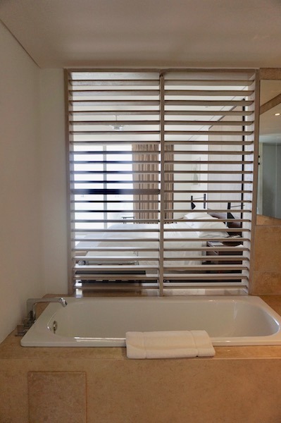 Conrad Cartagena: Luxury on Colombia's Caribbean Coast Hawaii Calling Soaking tub