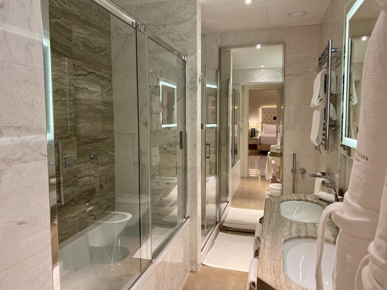 Aleph Rome Hotel, Hilton Updates Classic Style Hawaii Calling Pristine bathroom