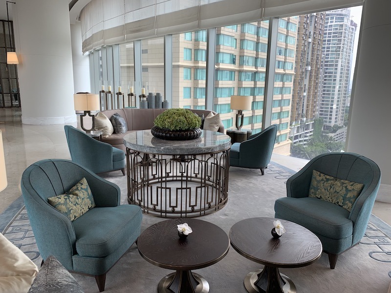 Waldorf-Astoria Bangkok - Superior Luxury Hotel Hawaii Calling Waldorf-Astoria lobby seating