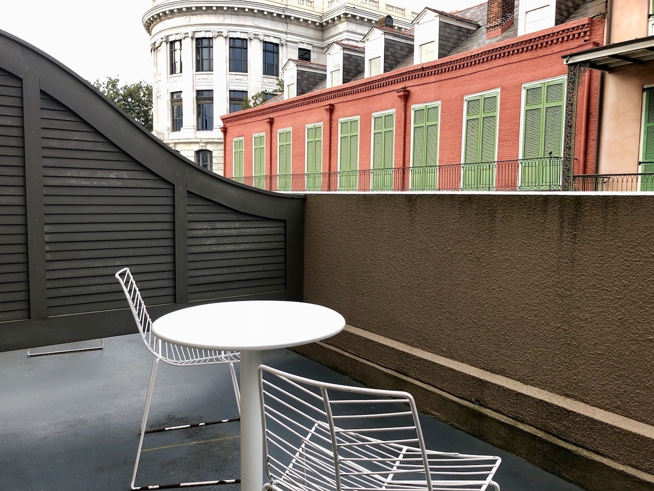W New Orleans - French Quarter Hawaii Calling Fabulous balcony