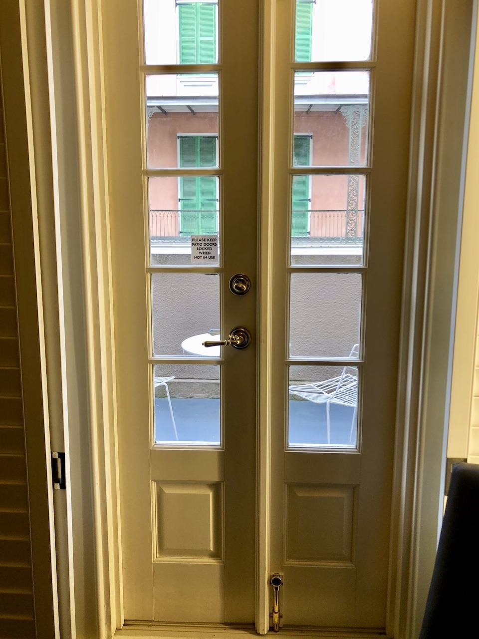 W New Orleans - French Quarter Hawaii Calling French doors open to the french quarter
