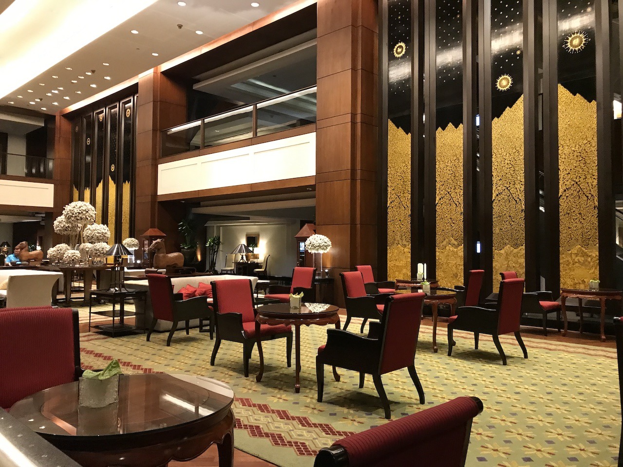JW Marriott Bangkok - Premium Property Perfectly Positioned Hawaii Calling JW Marriott Bangkok Lobby seating
