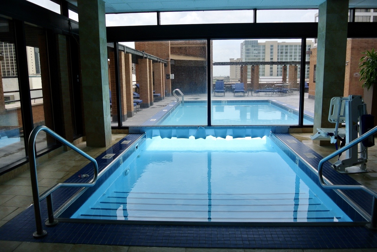 JW Marriott Houston (Galleria) - Sophisticated Business Hotel Hawaii Calling JW Marriott Houston indoor pool