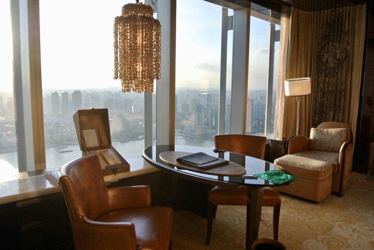 Ritz-Carlton Shanghai Pudong, On Top of the World Hawaii Calling Table and seating in bedroom