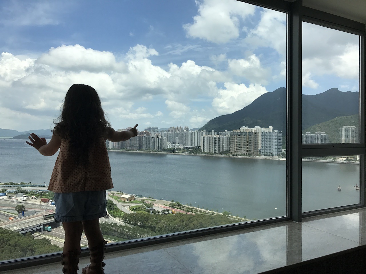 Hyatt Regency Hong Kong Sha Tin Hawaii Calling Beautiful, panoramic windows