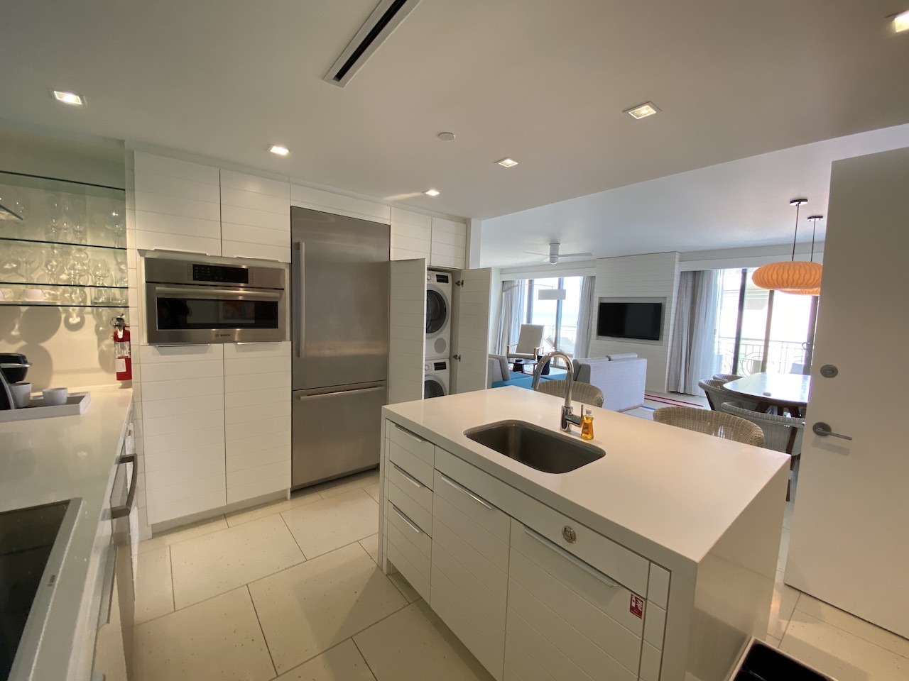 Grand Hyatt Baha Mar, Bahamas Hawaii Calling Grand Hyatt Baha Mar suite kitchen and living room