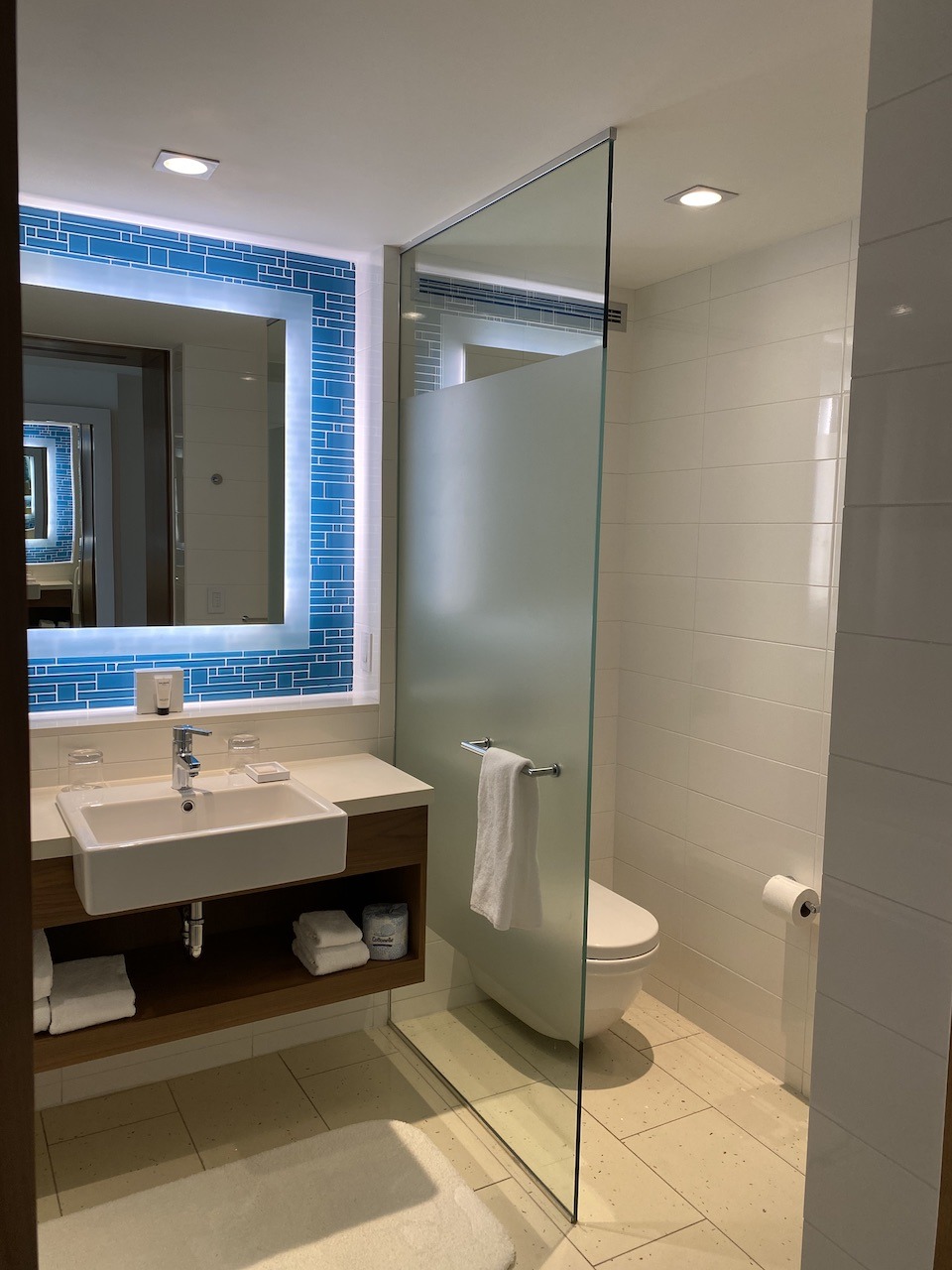 Grand Hyatt Baha Mar, Bahamas Hawaii Calling Grand Hyatt Baha Mar suite second bathroom