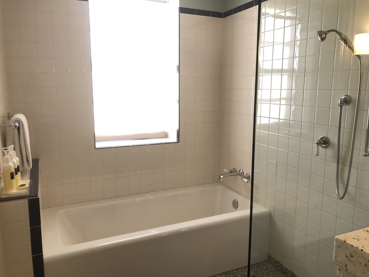 The Confidante - Hyatt Unbound Collection Hawaii Calling Hotel Confidante Master Bathroom