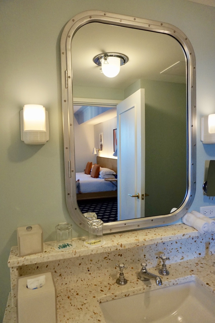 The Confidante - Hyatt Unbound Collection Hawaii Calling Hotel Confidante Vanity