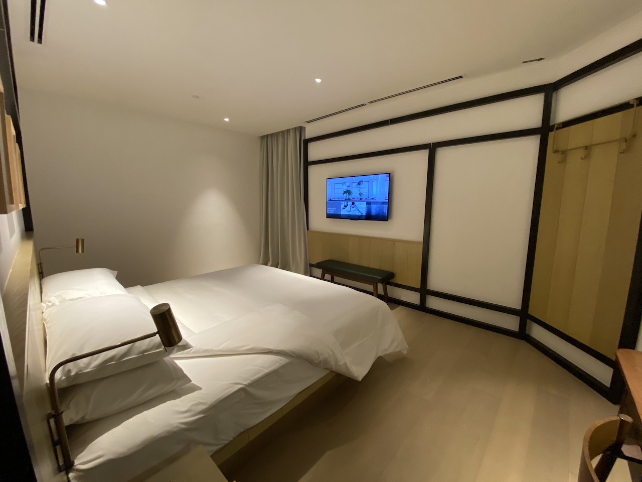 Alila Bangasar - A Hyatt Resort in Kuala Lumpur Hawaii Calling Hyatt Alila Bangasar suite bedroom with tv