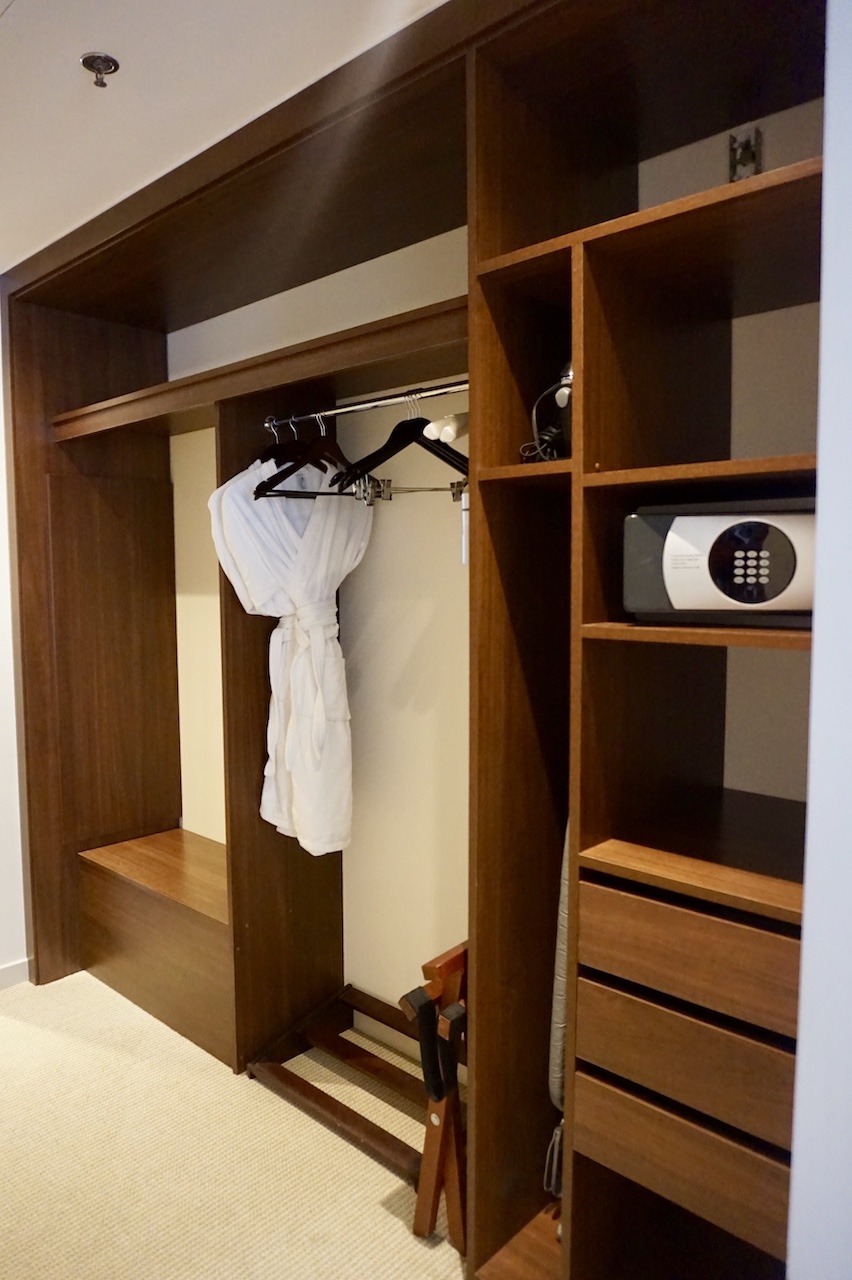 Hyatt Regency Cartagena - Colombian Sophistication Hawaii Calling Hyatt Regency Cartagena suite closet