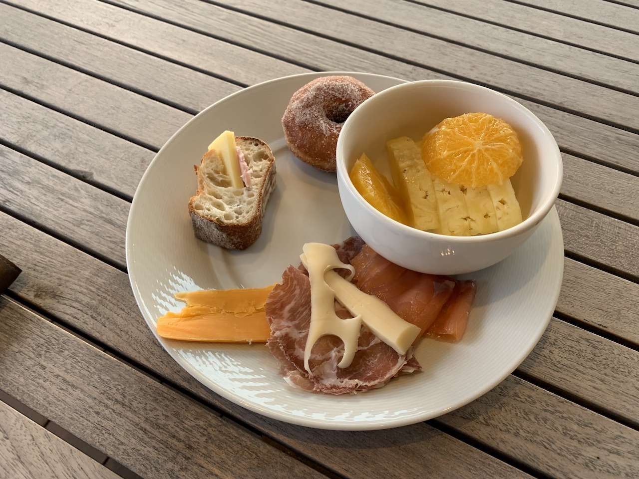 Hyatt Regency Hong Kong Sha Tin Hawaii Calling Lounge breakfast collection