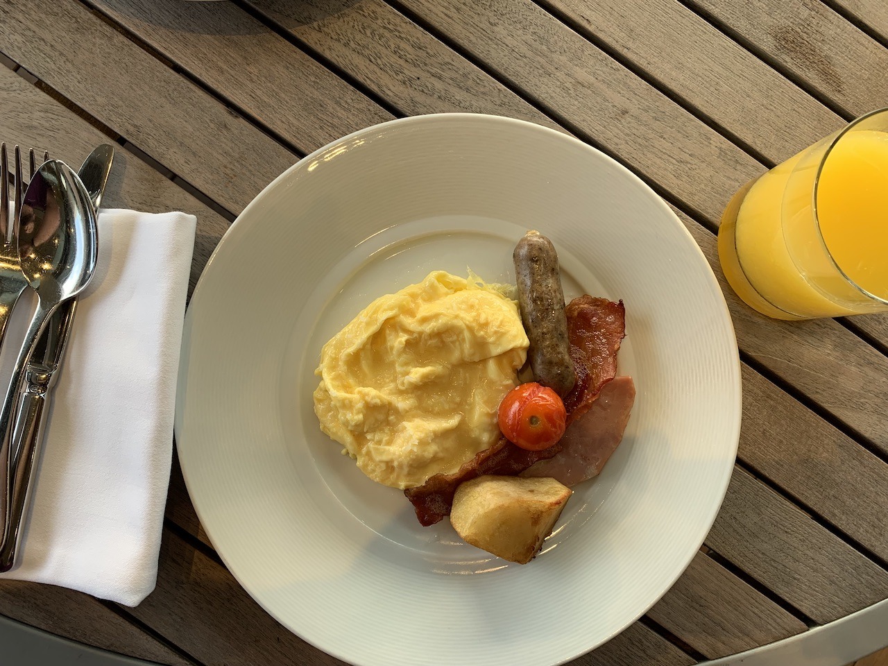 Hyatt Regency Hong Kong Sha Tin Hawaii Calling Lounge breakfast