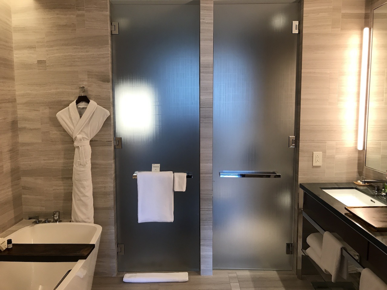 Park Hyatt New York - Elegant, Tasteful, Expansive Hawaii Calling Park Hyatt New York master bathroom