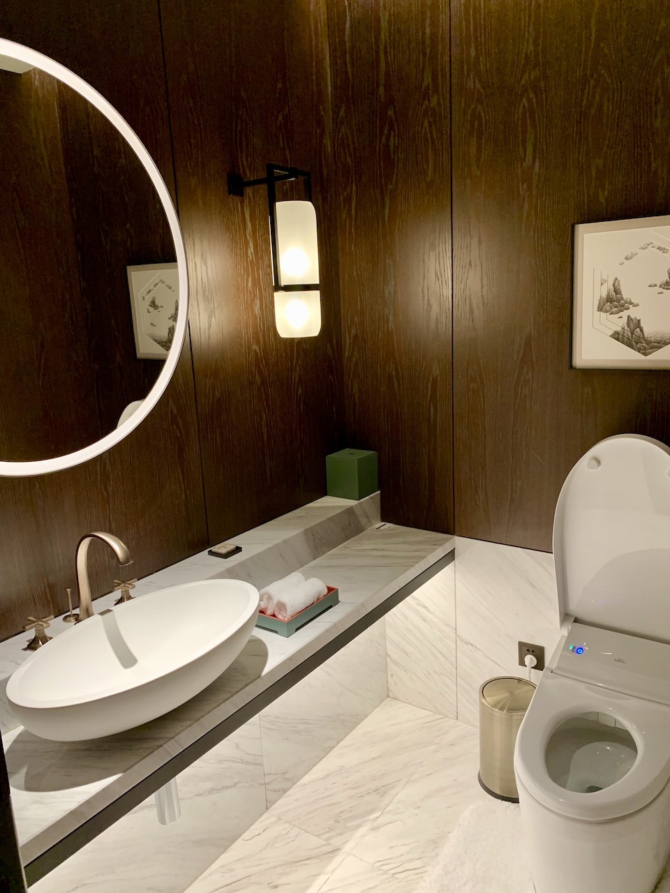 Park Hyatt Shenzhen China - Stunning Luxury Hawaii Calling Park Hyatt Shenzhen guest restroom