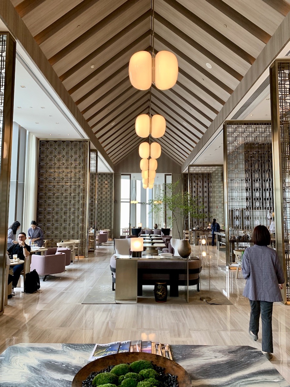 Park Hyatt Shenzhen China - Stunning Luxury Hawaii Calling Park Hyatt Shenzhen lobby and cafe