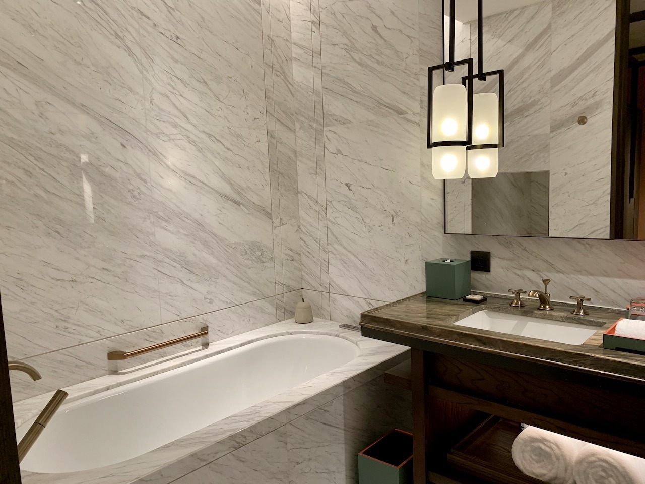 Park Hyatt Shenzhen China - Stunning Luxury Hawaii Calling Park Hyatt Shenzhen suite tub