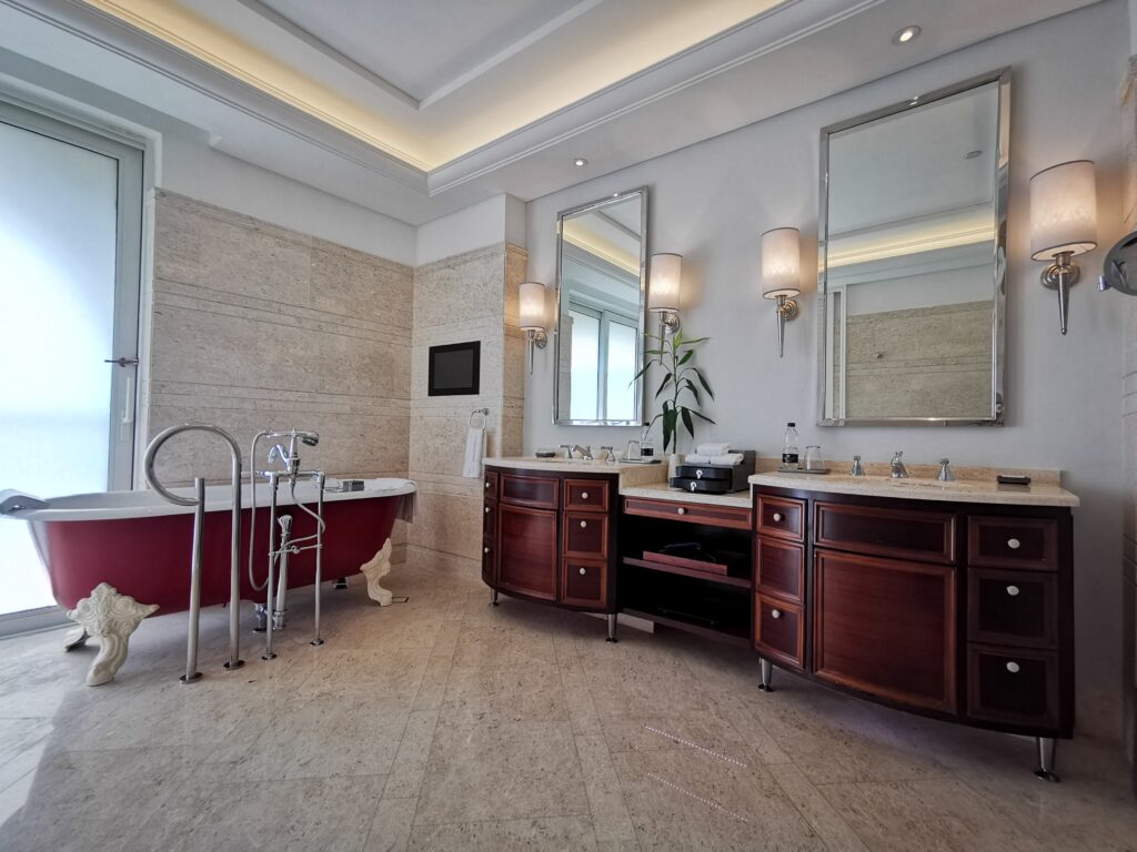 JW Marriott Sanya Haitang Bay Resort and Spa Hawaii Calling Marriott Sanya Haitang Bay Suite Bathroom