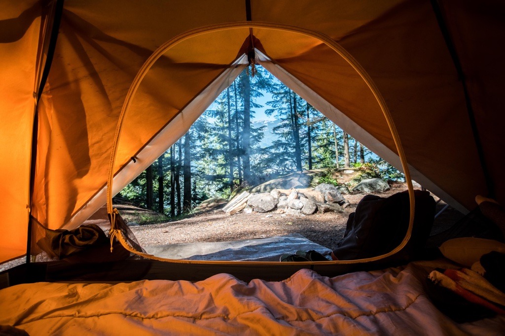 The Best Time To Visit Yellowstone National Park (2024) Hawaii Calling Yellowstone camping