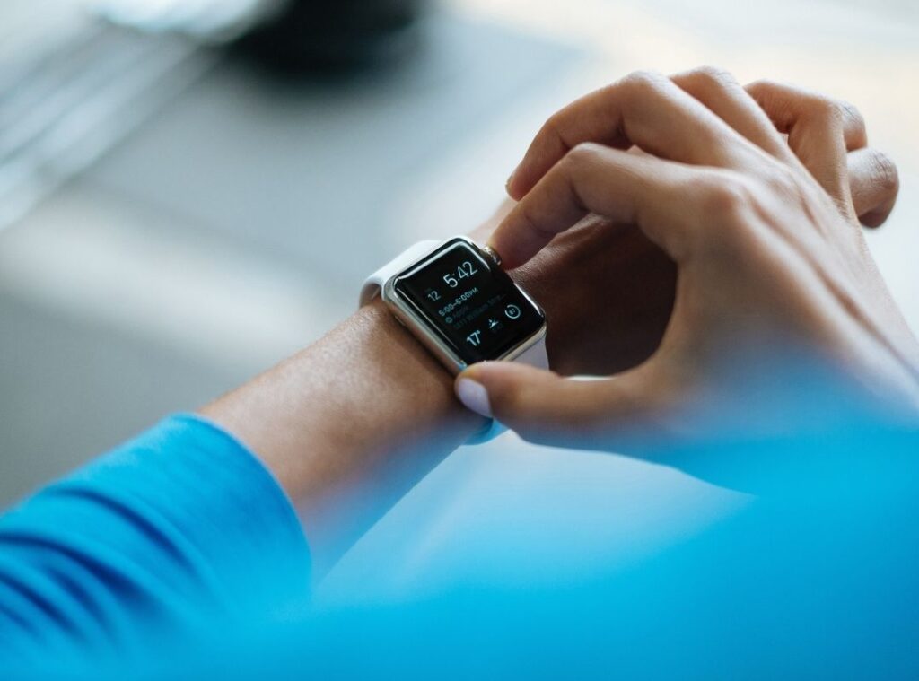 11 Most Common Items Left Behind In Hotel Rooms Hawaii Calling Show watch which is a common item left behind in hotel rooms