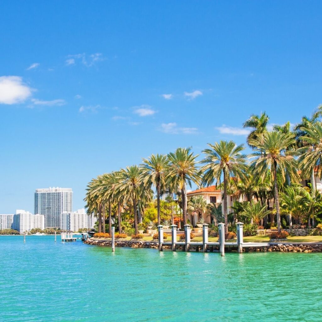 One Day in Miami: Amazing Things to do, Places to See, Attractions (2025) Hawaii Calling Biscayne Bay