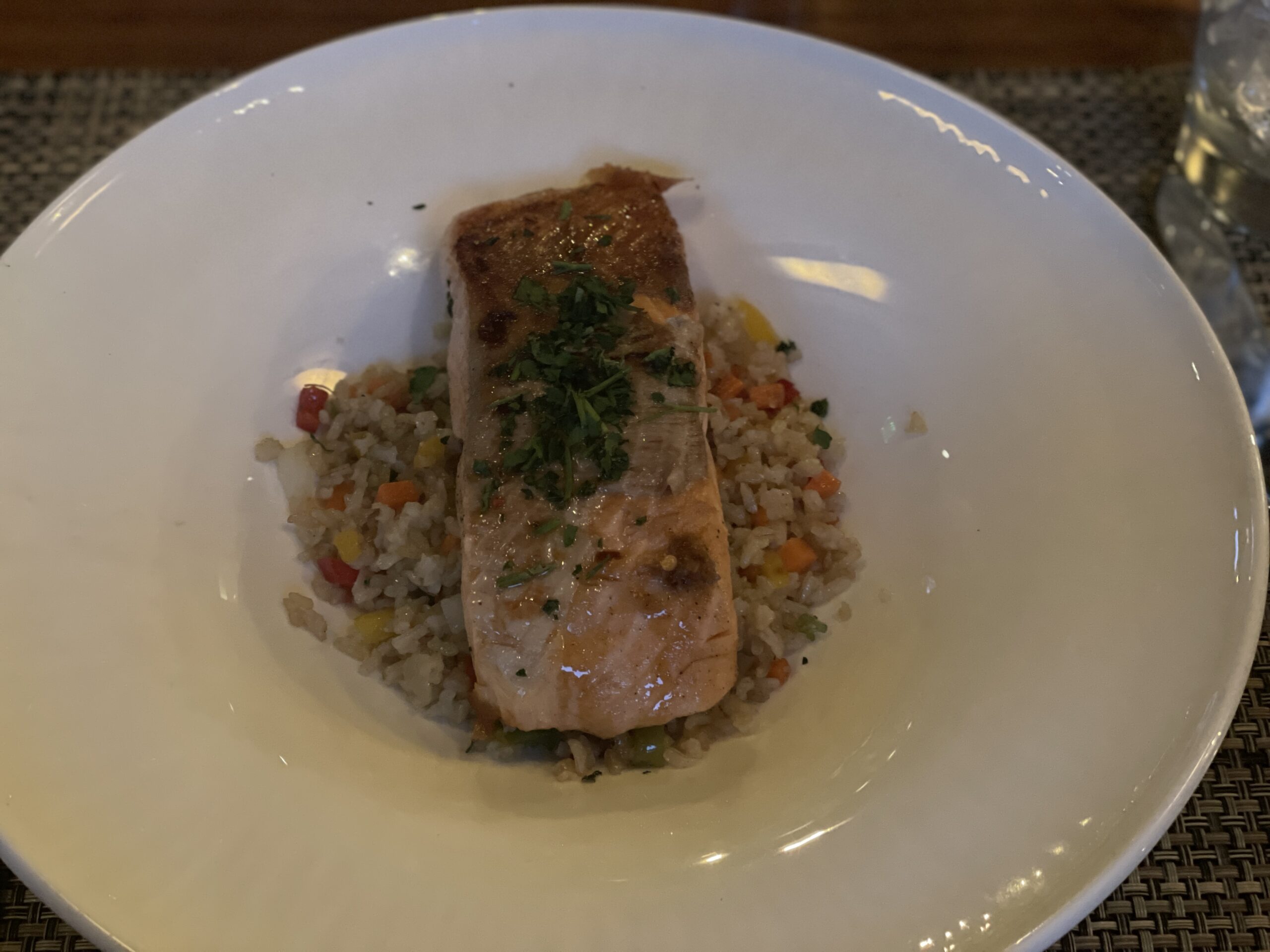Review & Video: The Westin Monache Resort, Mammoth Mountain Hawaii Calling a plate of food on a table