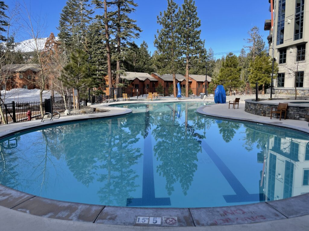 Review & Video: The Westin Monache Resort, Mammoth Mountain Hawaii Calling Pool view at the Westin Monache