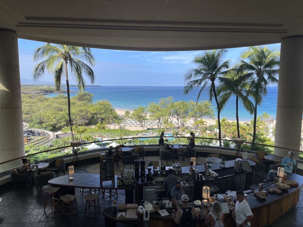 Review & Video: The Westin Hapuna Beach Resort Hawaii Calling a view of a beach from a restaurant