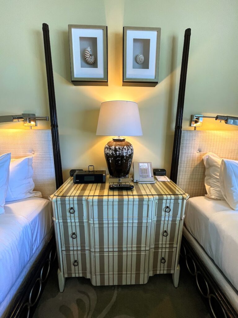Review & Video: The Kahala Hotel and Resort, Presidential Luxury Hawaii Calling a lamp on a dresser next to a bed