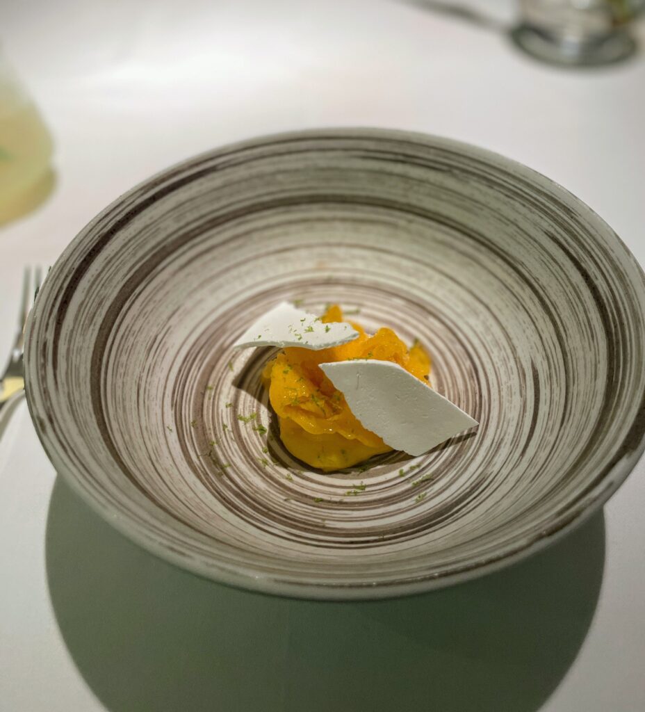 Review & Video: The Kahala Hotel and Resort, Presidential Luxury Hawaii Calling a bowl of food on a table