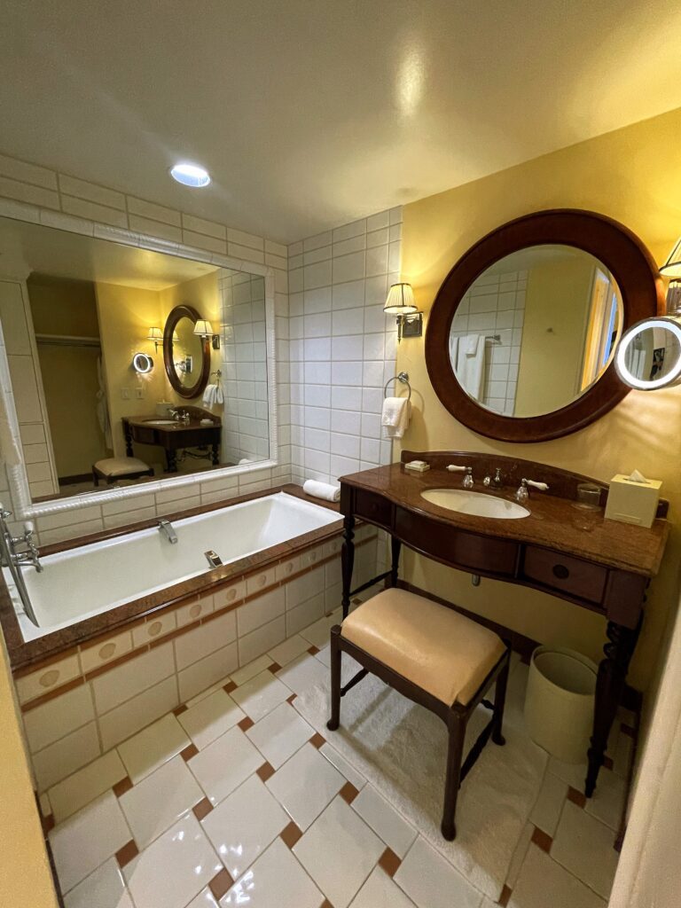 Review & Video: The Kahala Hotel and Resort, Presidential Luxury Hawaii Calling a bathroom with a sink and a tub