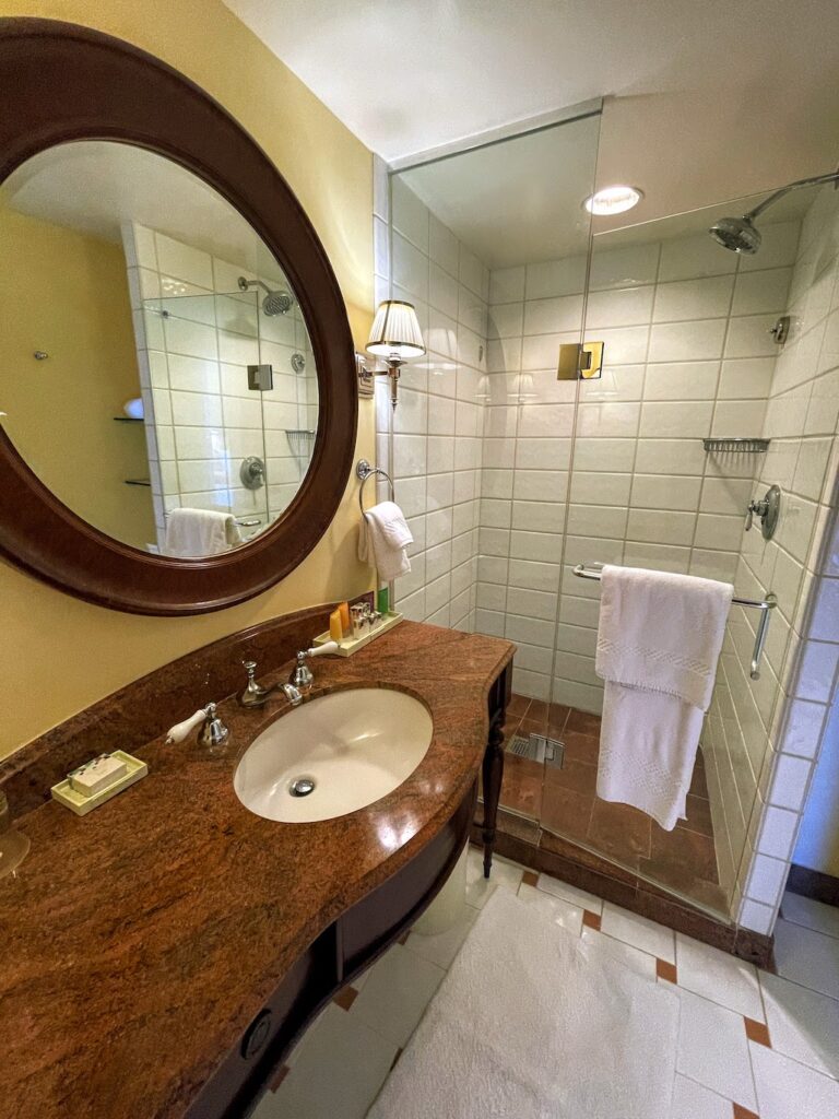 Review & Video: The Kahala Hotel and Resort, Presidential Luxury Hawaii Calling a bathroom with a mirror and a shower
