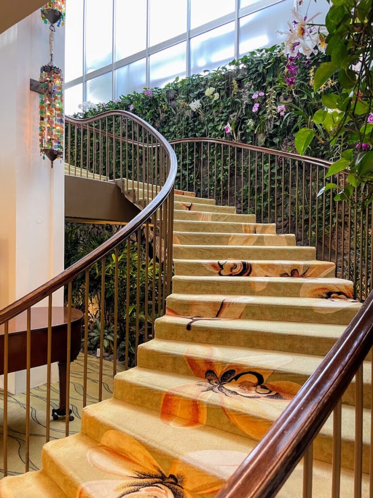 Review & Video: The Kahala Hotel and Resort, Presidential Luxury Hawaii Calling a staircase with a floral carpet on it