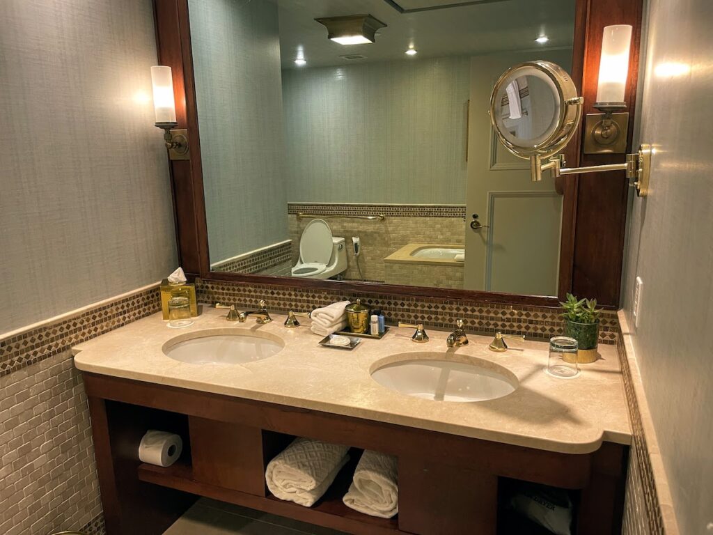 Review & Video: The St. Regis Washington DC, Historic Luxury Hawaii Calling a bathroom with a mirror and sinks