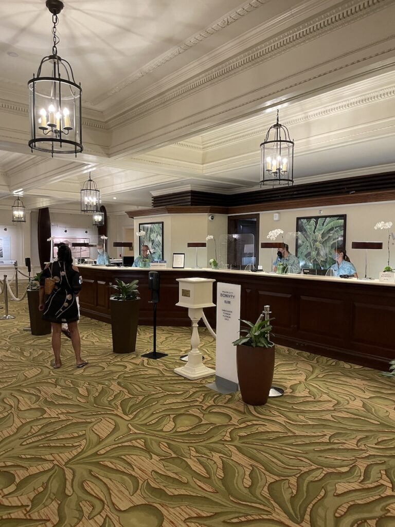 Review & Video: Moana Surfrider, Waikiki Beach Beauty Hawaii Calling a hotel reception desk