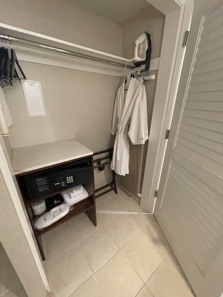 Review & Video: Moana Surfrider, Waikiki Beach Beauty Hawaii Calling a white robe from a rack in a room