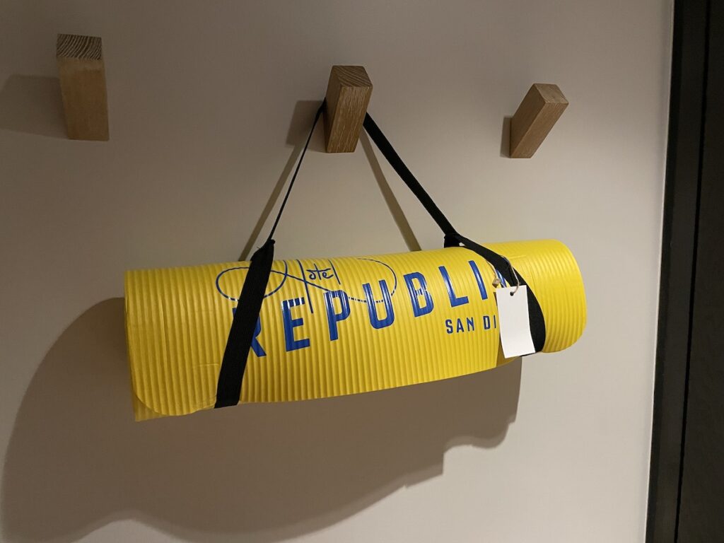 Review & Video: Hotel Republic San Diego, Autograph Collection Hawaii Calling a yellow yoga mat on a wall