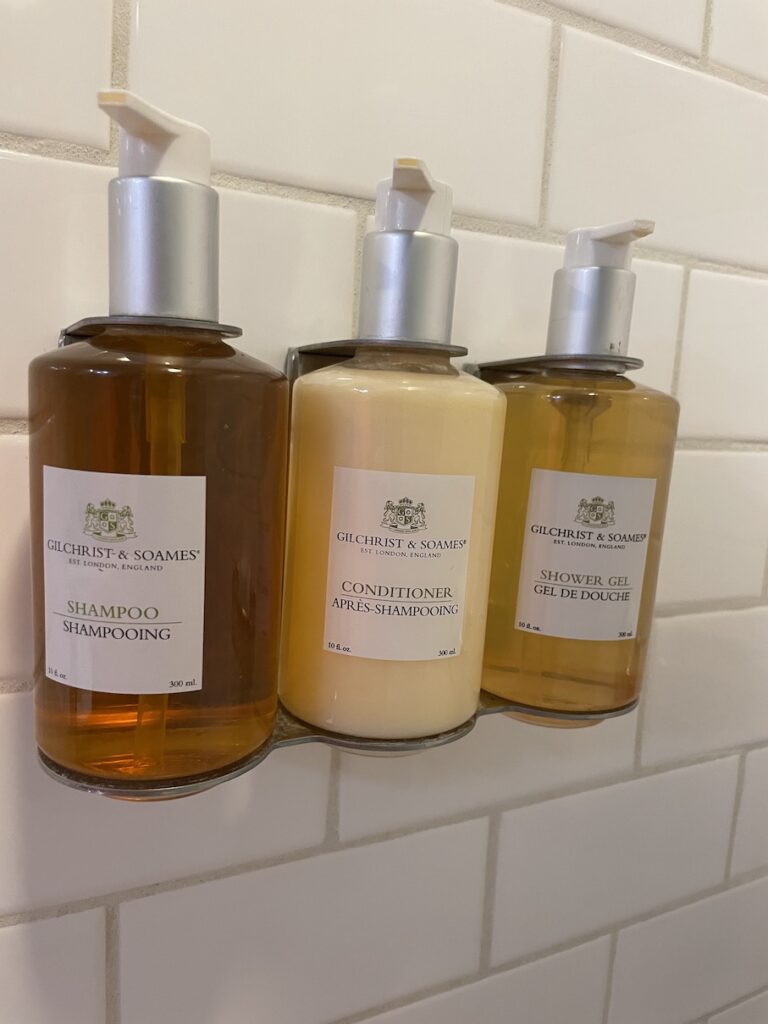 Review & Video: Hotel Republic San Diego, Autograph Collection Hawaii Calling a group of shampoo bottles on a shelf