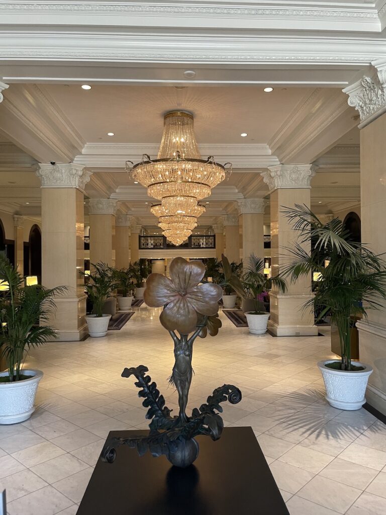 Review & Video: The US Grant, San Diego, a Luxury Collection Hotel Hawaii Calling a statue in a lobby