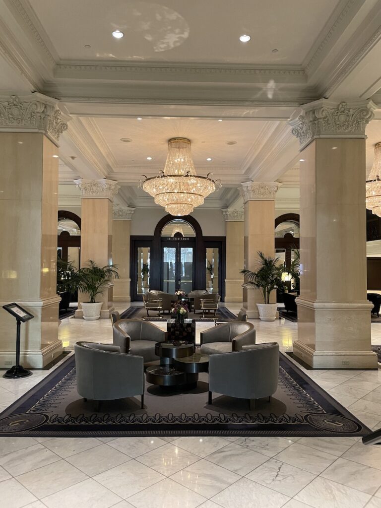 Review & Video: The US Grant, San Diego, a Luxury Collection Hotel Hawaii Calling Seating and chandelier at the US Grant San Diego