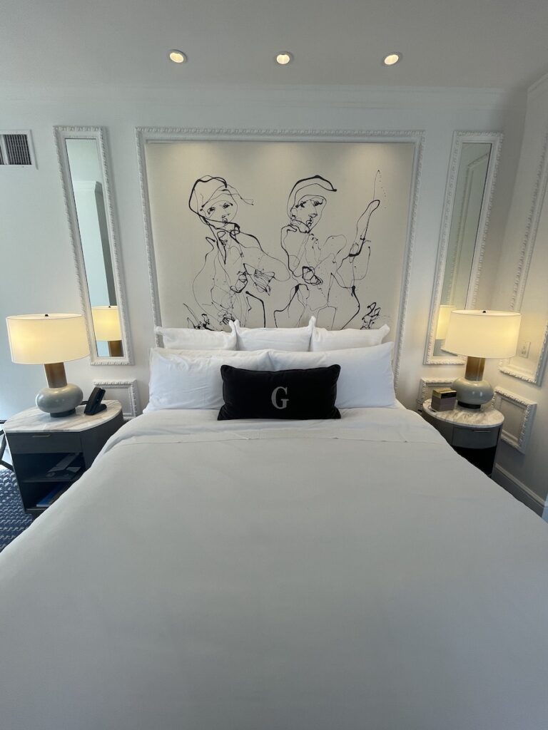 Review & Video: The US Grant, San Diego, a Luxury Collection Hotel Hawaii Calling a bed with white sheets and black pillows