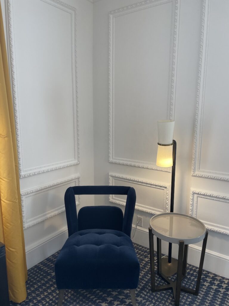 Review & Video: The US Grant, San Diego, a Luxury Collection Hotel Hawaii Calling a blue chair next to a lamp