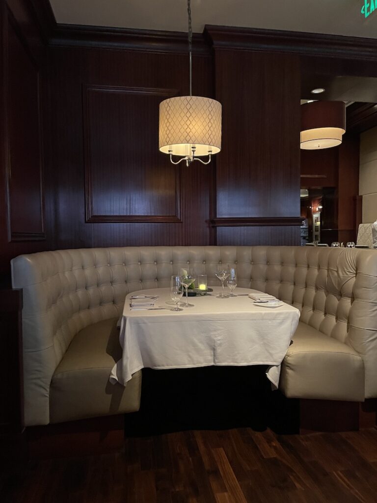 Review & Video: The US Grant, San Diego, a Luxury Collection Hotel Hawaii Calling a table with glasses and plates on it
