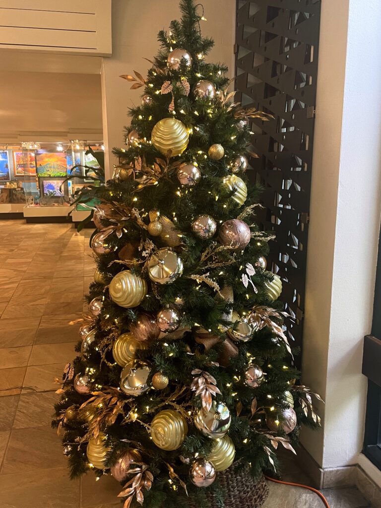 17 Gorgeous Waikiki Hotel Christmas Trees Hawaii Calling a christmas tree with ornaments and lights