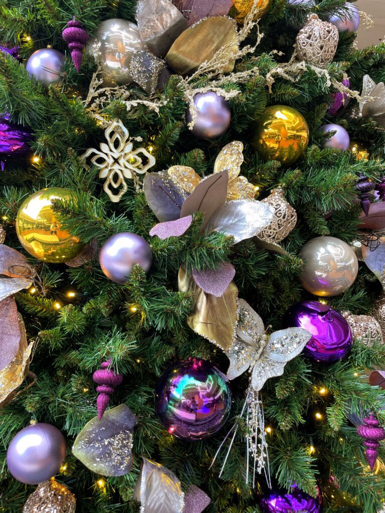 17 Gorgeous Waikiki Hotel Christmas Trees Hawaii Calling a close up of a christmas tree