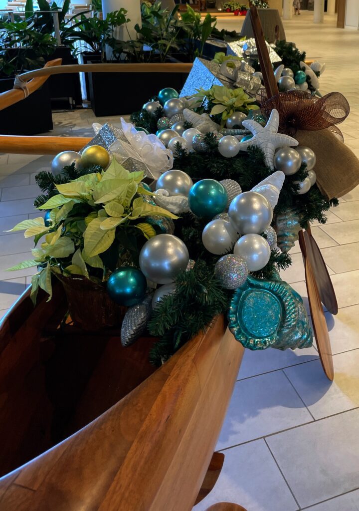 17 Gorgeous Waikiki Hotel Christmas Trees Hawaii Calling a canoe filled with christmas decorations