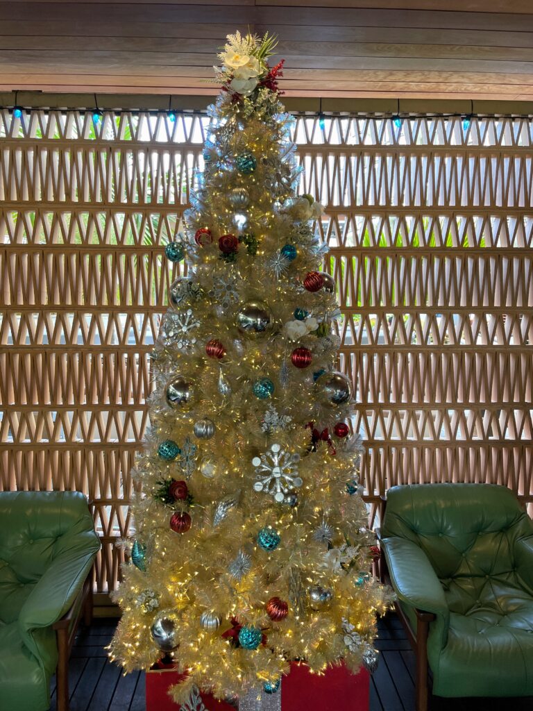 17 Gorgeous Waikiki Hotel Christmas Trees Hawaii Calling a christmas tree with ornaments and chairs