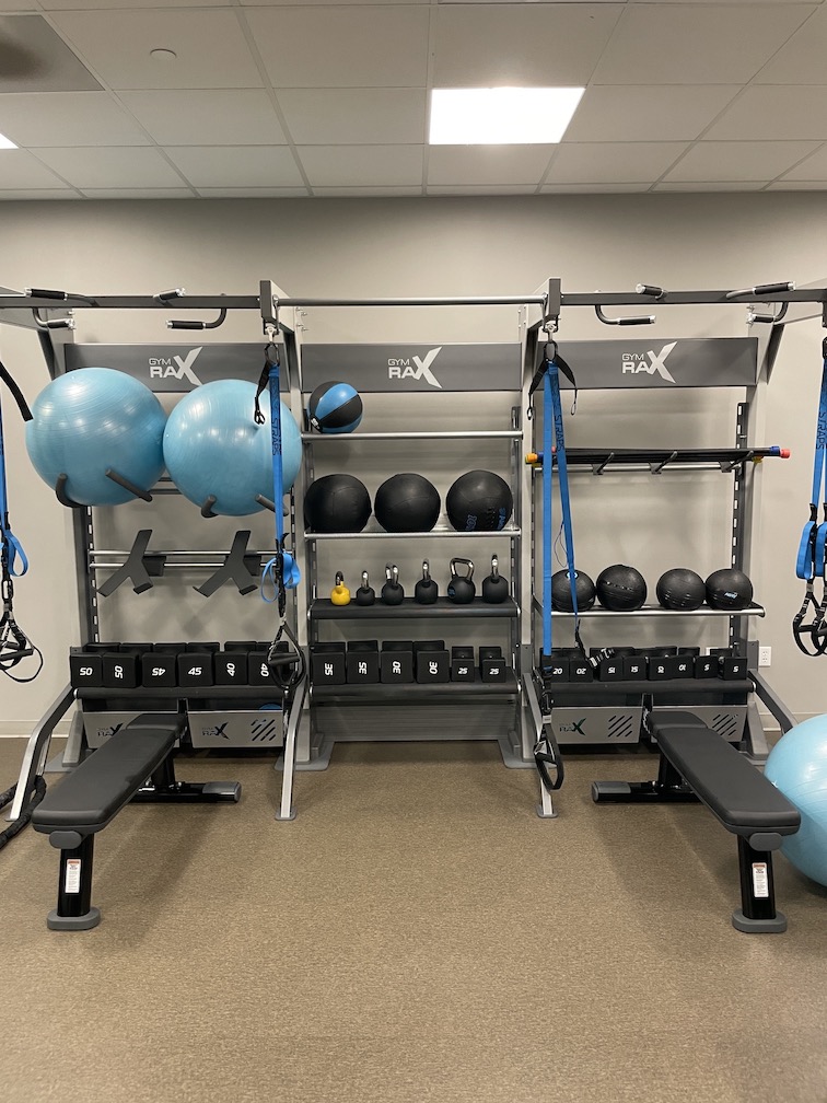 Review & Video: 'Alohilani Resort Waikiki Beach, A Unique Oasis Hawaii Calling a gym with exercise equipment and balls