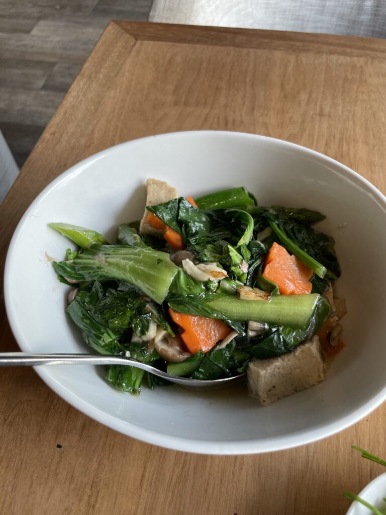 Review & Video: 'Alohilani Resort Waikiki Beach, A Unique Oasis Hawaii Calling a bowl of food with a spoon