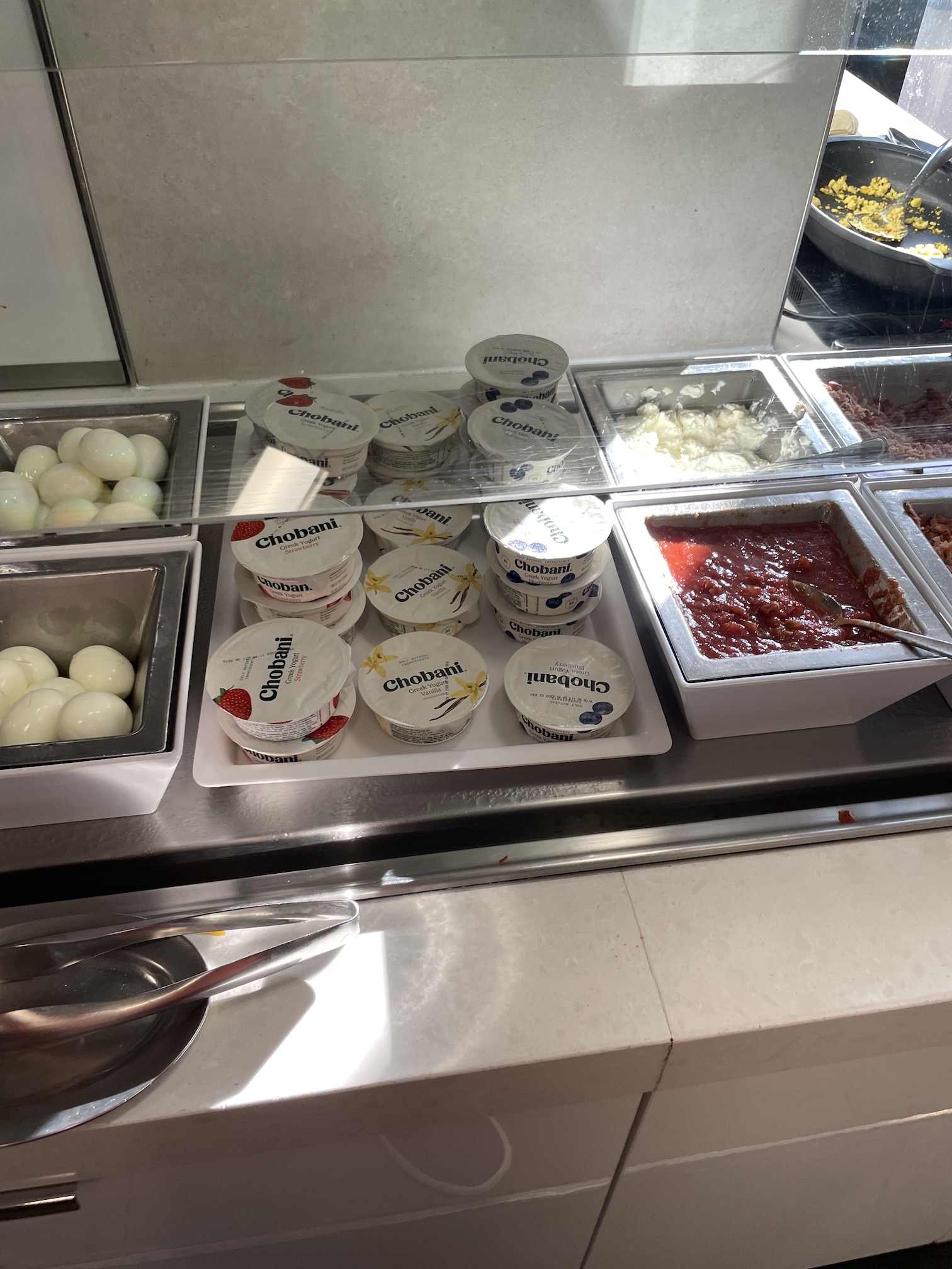 Review: Phoenix Admirals Club Gate A7 Hawaii Calling a counter with different containers of food